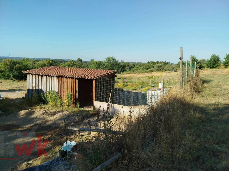 Moradia T1 para Venda em Ázere e Covelo Foto 23