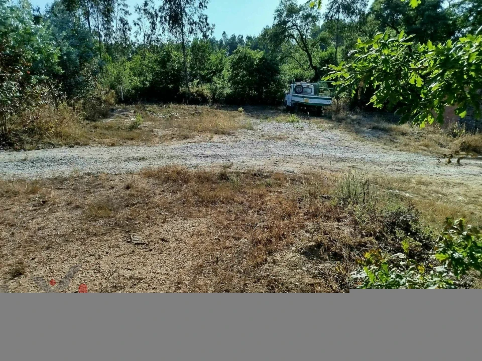 Moradia T1 para Venda em Ázere e Covelo Foto 30