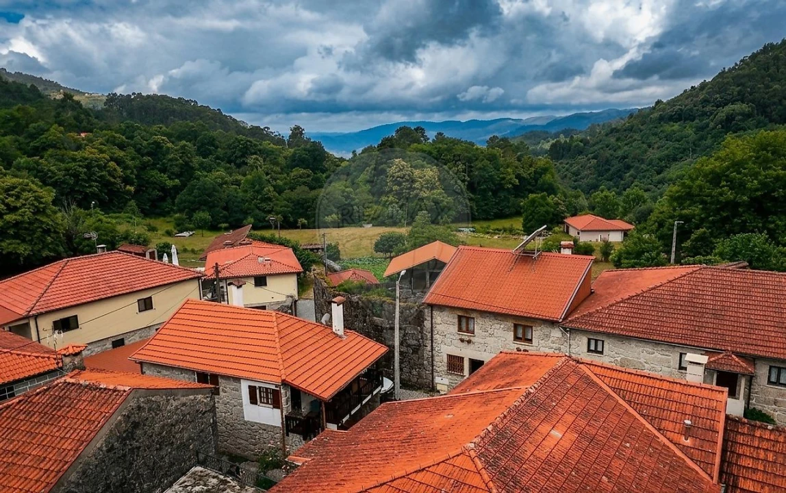 Moradia T3 para Venda em Covide Foto 36
