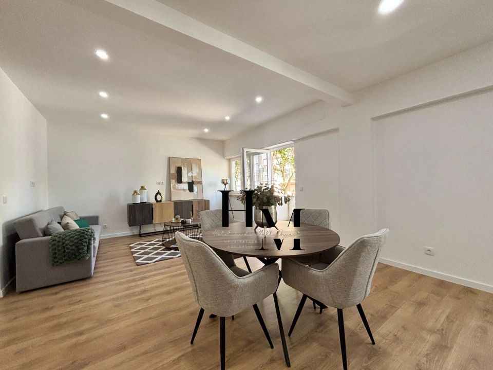 Apartamento T3 para Venda em Benfica Foto 3