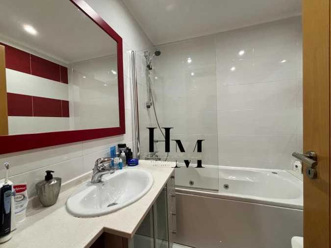 Apartamento T2 para Venda em Alcabideche Foto 19