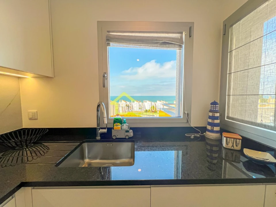 Apartamento T2 para Venda em Buarcos Foto 11
