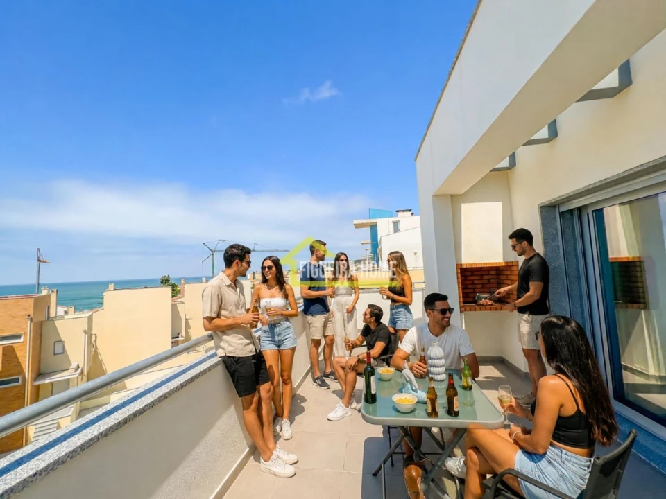 Apartamento T2 para Venda em Buarcos Foto 3