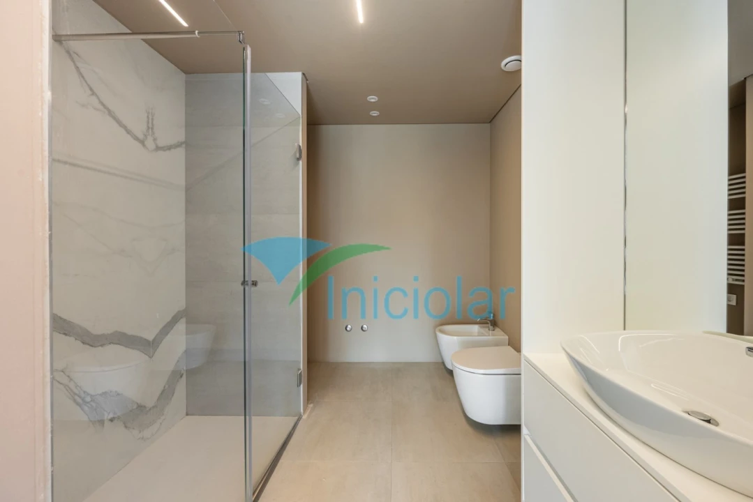 Apartamento T3 para Venda em Rio Tinto Foto 9