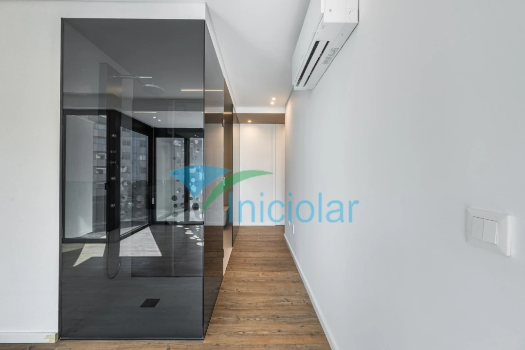 Apartamento T3 para Venda em Rio Tinto Foto 12
