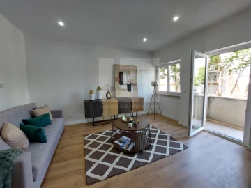 Apartamento T3 para Venda em Benfica