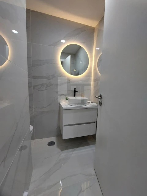 Apartamento T3 para Venda em Benfica