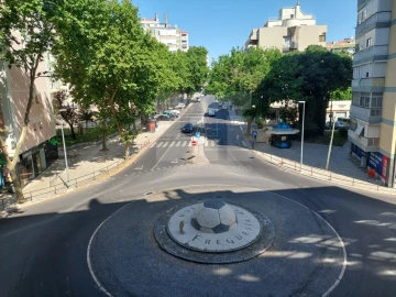 Apartamento T3 para Venda em Benfica