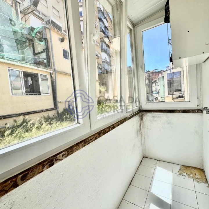 Apartamento T2 para Venda em Sacavém e Prior Velho Foto 29