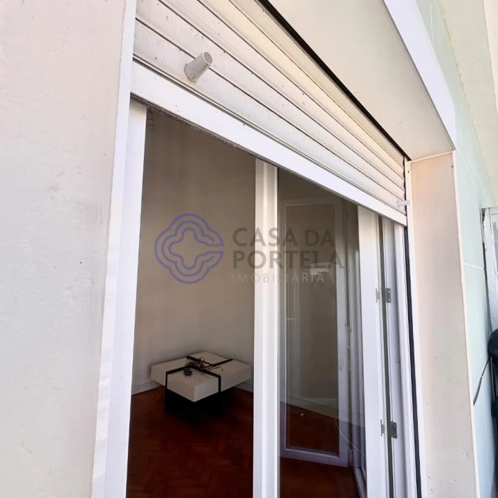 Apartamento T2 para Venda em Sacavém e Prior Velho Foto 9