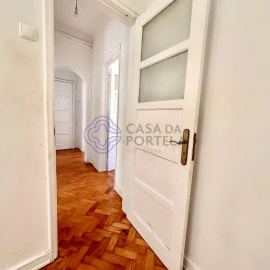 Apartamento T2 para Venda em Sacavém e Prior Velho