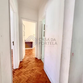 Apartamento T2 para Venda em Sacavém e Prior Velho