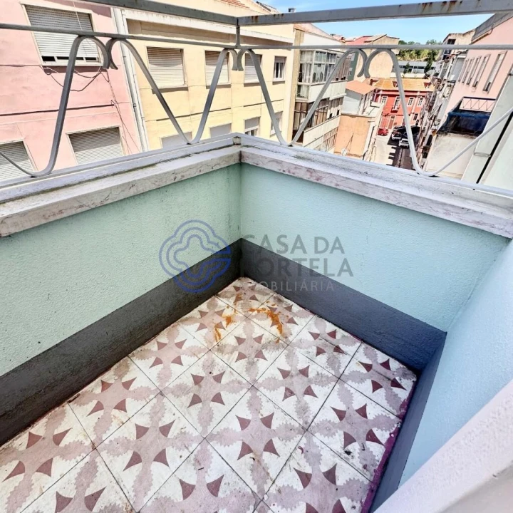 Apartamento T2 para Venda em Sacavém e Prior Velho Foto 40