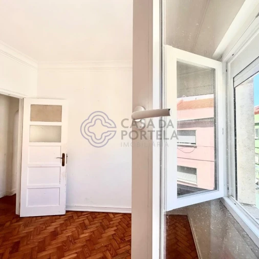 Apartamento T2 para Venda em Sacavém e Prior Velho Foto 17
