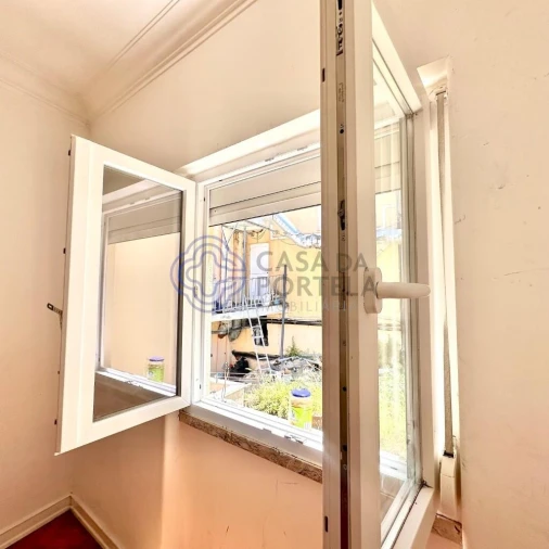 Apartamento T2 para Venda em Sacavém e Prior Velho Foto 21