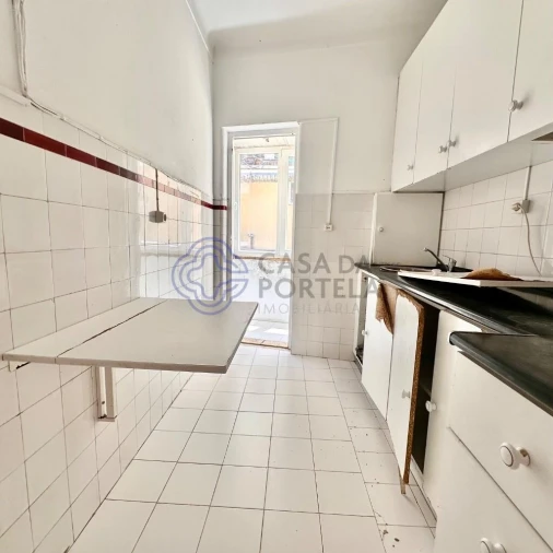 Apartamento T2 para Venda em Sacavém e Prior Velho Foto 27