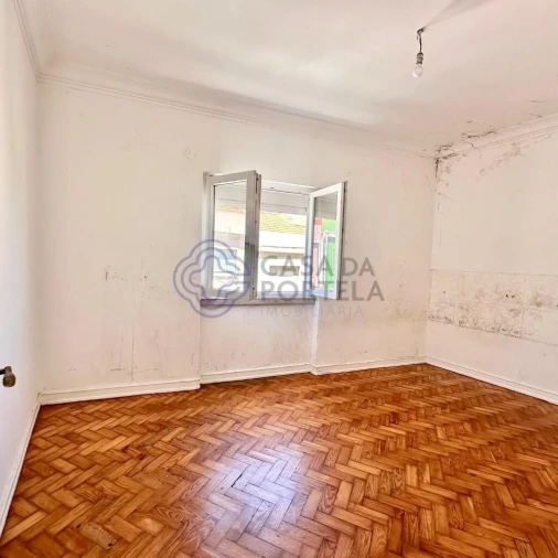Apartamento T2 para Venda em Sacavém e Prior Velho Foto 12
