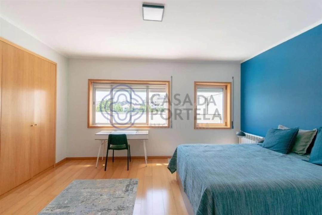 Apartamento T3 para Venda em Mafamude e Vilar do Paraíso Foto 28