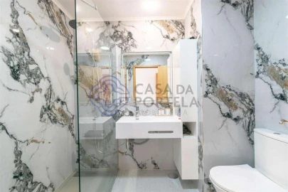 Apartamento T3 para Venda em Mafamude e Vilar do Paraíso