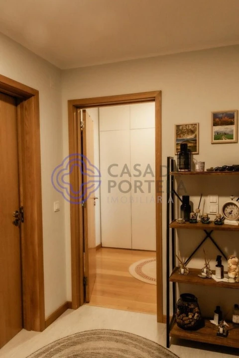 Apartamento T3 para Venda em Mafamude e Vilar do Paraíso