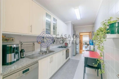 Apartamento T3 para Venda em Mafamude e Vilar do Paraíso