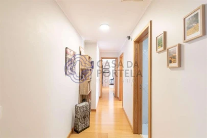 Apartamento T3 para Venda em Mafamude e Vilar do Paraíso