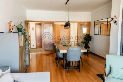 Apartamento T3 para Venda em Mafamude e Vilar do Paraíso