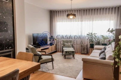 Apartamento T3 para Venda em Mafamude e Vilar do Paraíso