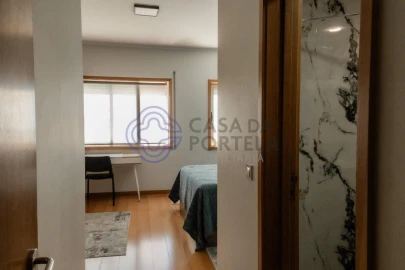 Apartamento T3 para Venda em Mafamude e Vilar do Paraíso