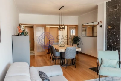 Apartamento T3 para Venda em Mafamude e Vilar do Paraíso