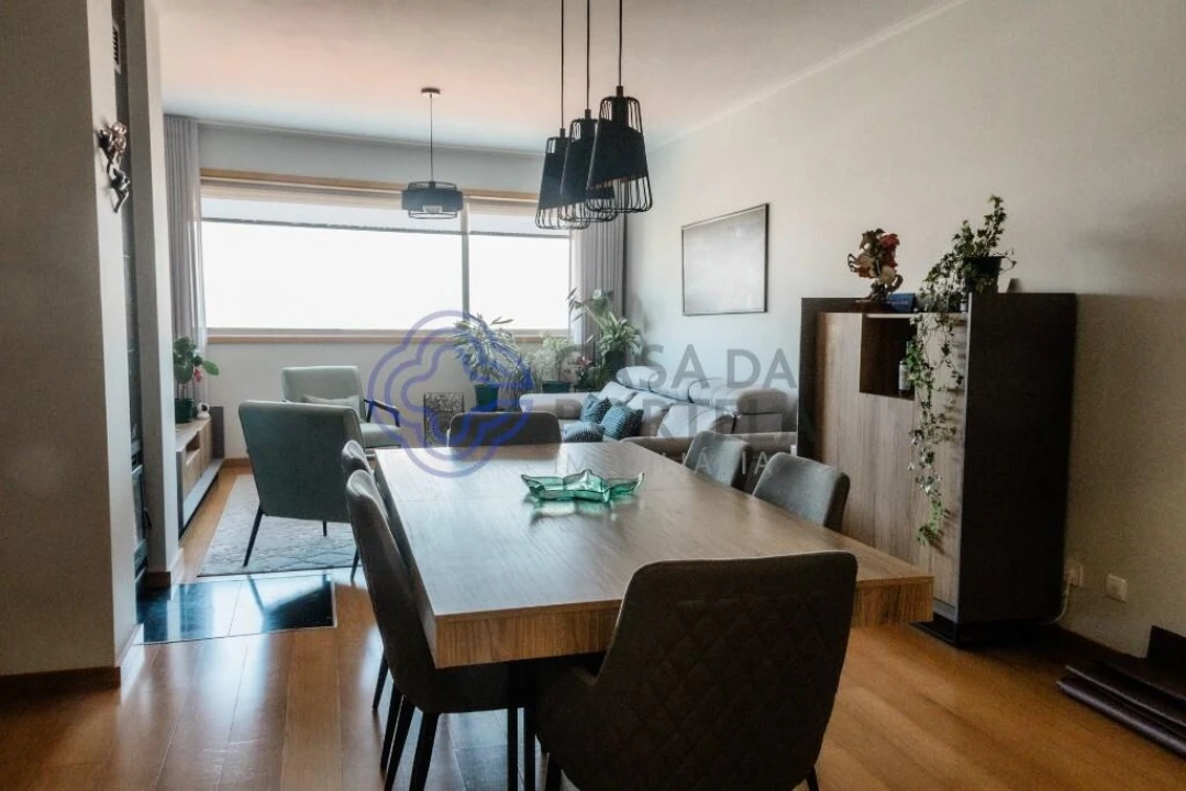 Apartamento T3 para Venda em Mafamude e Vilar do Paraíso Foto 9