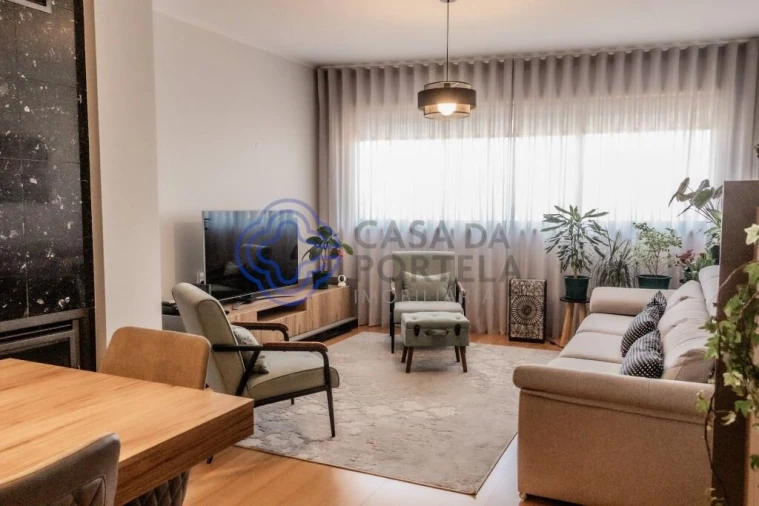 Apartamento T3 para Venda em Mafamude e Vilar do Paraíso Foto 3
