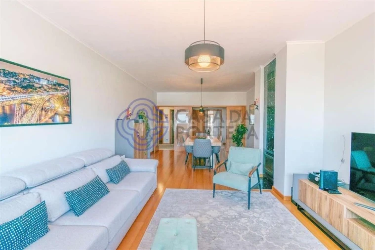Apartamento T3 para Venda em Mafamude e Vilar do Paraíso Foto 11