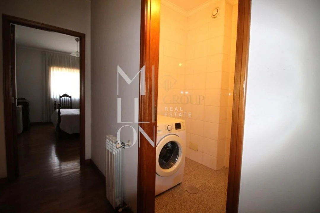 Apartamento T2 para Venda em Cidade da Maia Foto 17