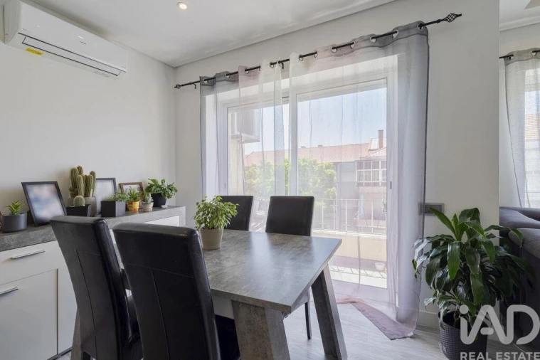 Apartamento T3 para Venda em União das Freguesias de Setúbal Foto 4