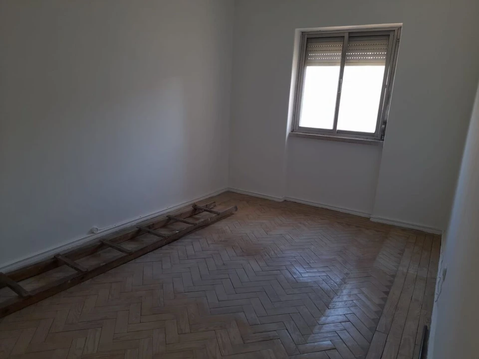 Apartamento T2 para Venda em Odivelas Foto 13