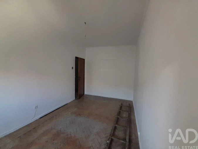 Apartamento T2 para Venda em Odivelas Foto 15