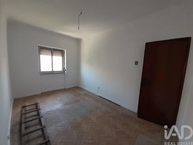 Apartamento T2 para Venda em Odivelas Foto 14