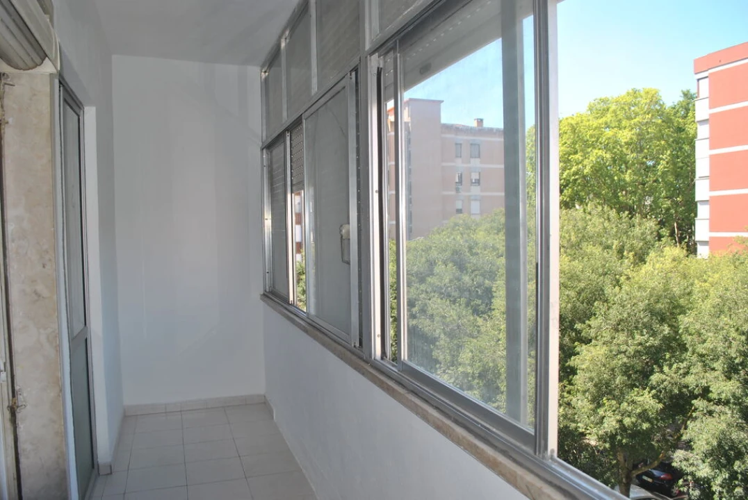 Apartamento T2 para Venda em Odivelas Foto 11