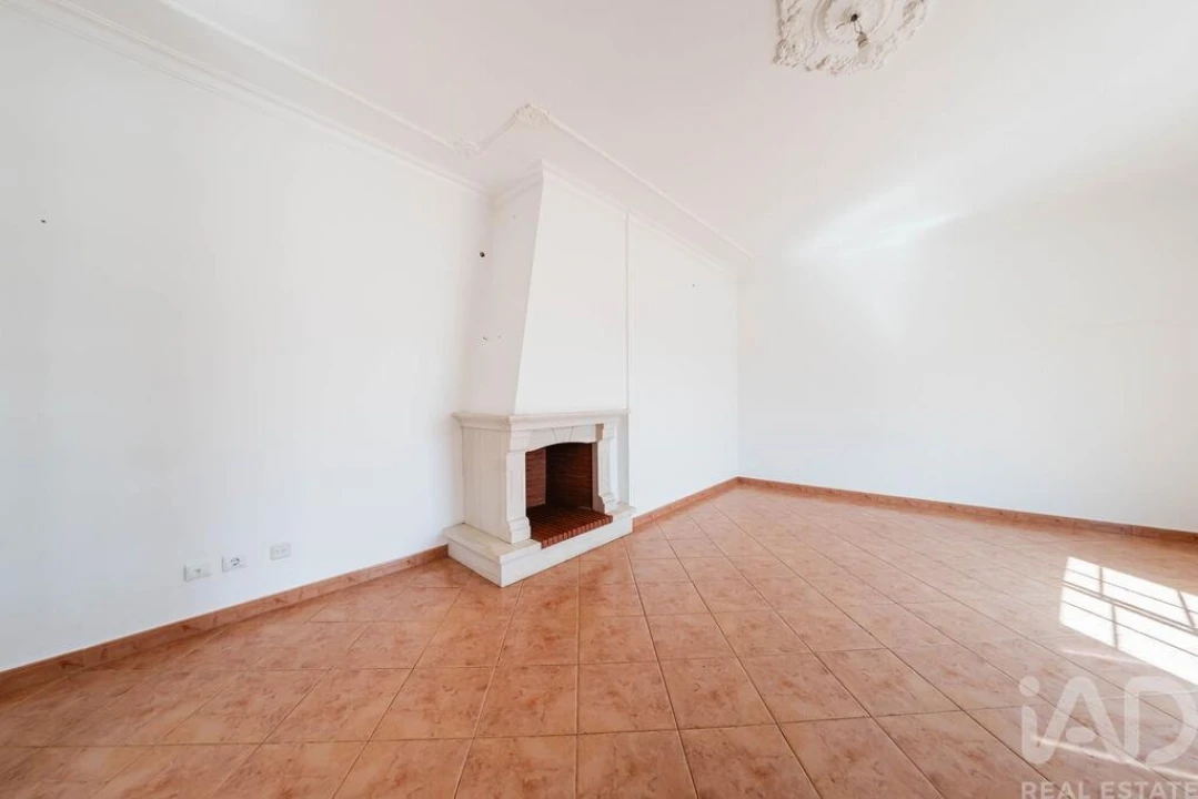 Apartamento T3 para Venda em Cadaval e Pêro Moniz Foto 8