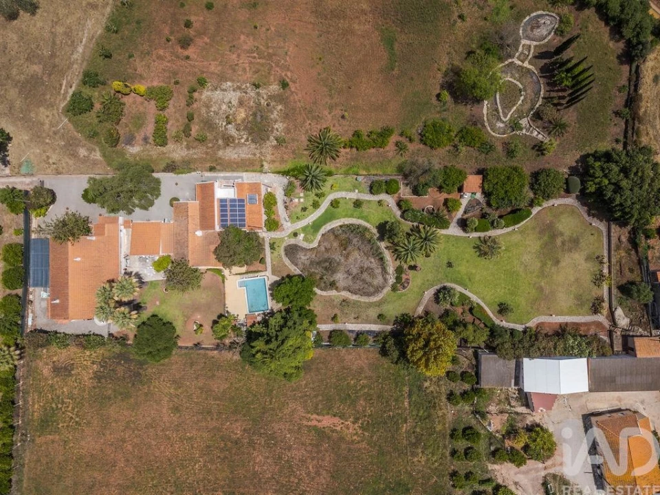 Moradia T7 para Venda em Silves Foto 3