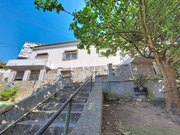 Moradia T3 para Venda em Agualva e Mira-Sintra