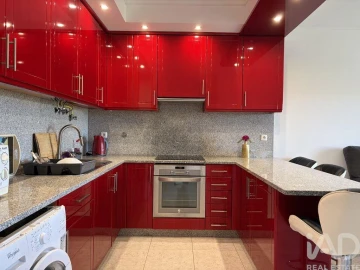 Apartamento T2 para Arrendamento em Chafe