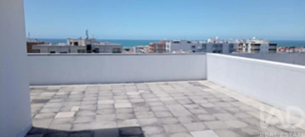 Apartamento T2 para Arrendamento em Chafe