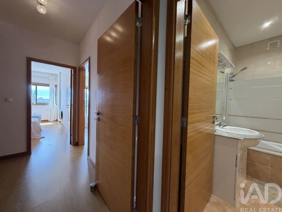 Apartamento T2 para Arrendamento em Chafe Foto 8