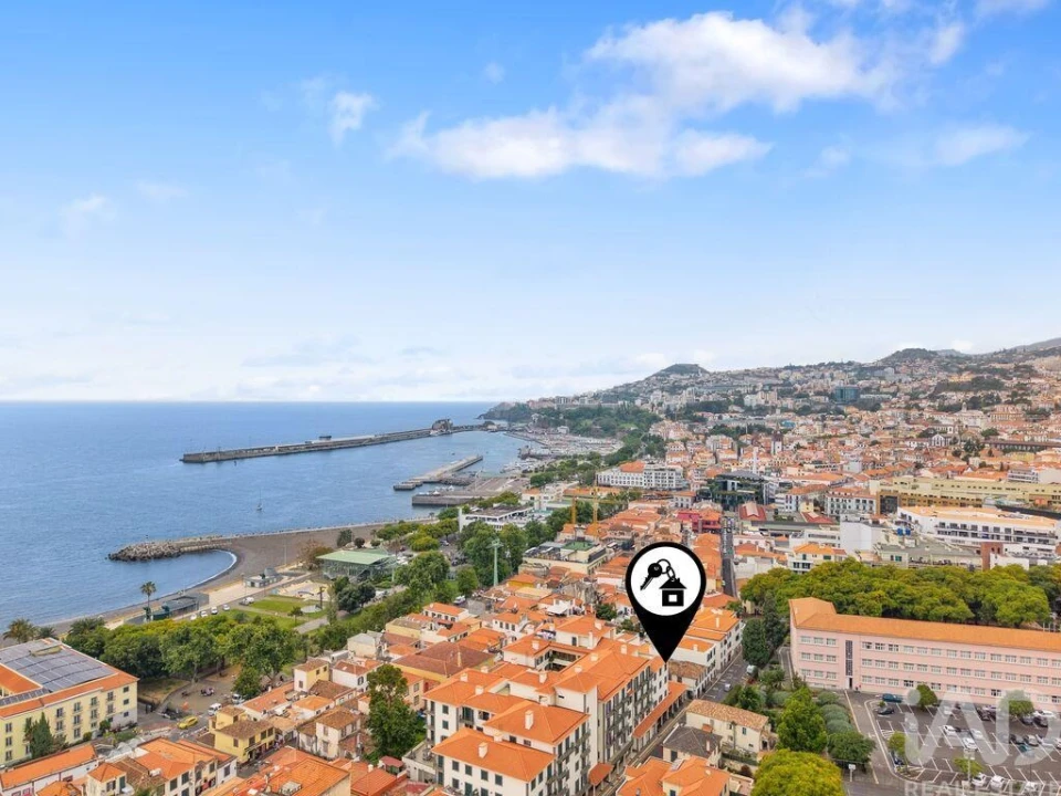 Apartamento T2 para Arrendamento em Funchal (Santa Maria Maior) Foto 16