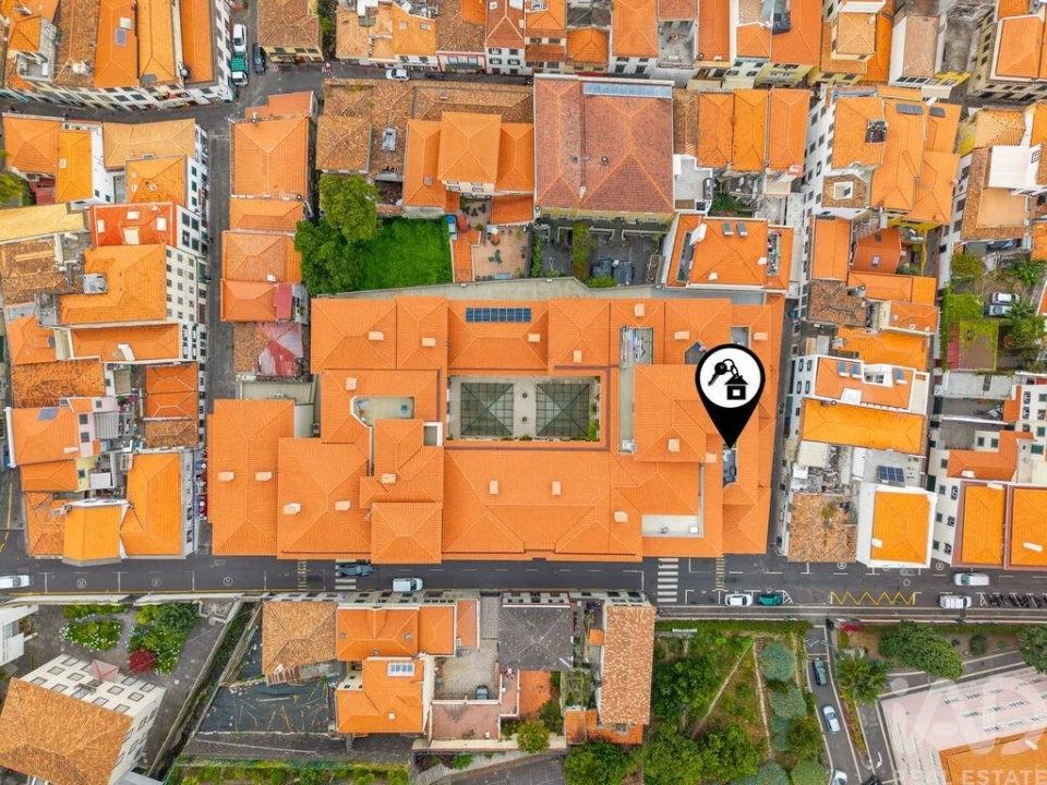 Apartamento T2 para Arrendamento em Funchal (Santa Maria Maior) Foto 15