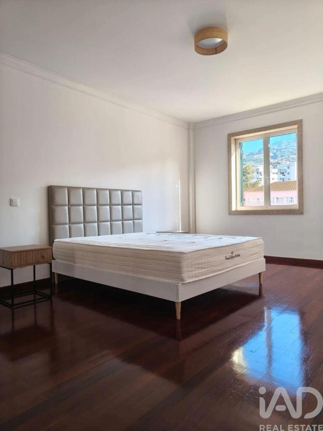 Apartamento T2 para Arrendamento em Funchal (Santa Maria Maior) Foto 4