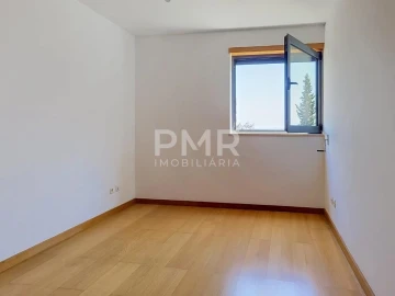Apartamento T3 para Arrendamento em Marvila