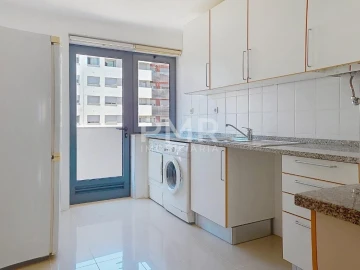 Apartamento T3 para Arrendamento em Marvila